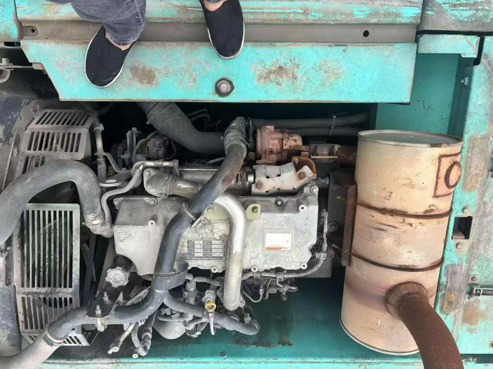 Buy Kobelco SK260LC-8 Used Excavator / 4 Buy Kobelco SK260LC-8 Used Excavator / 4