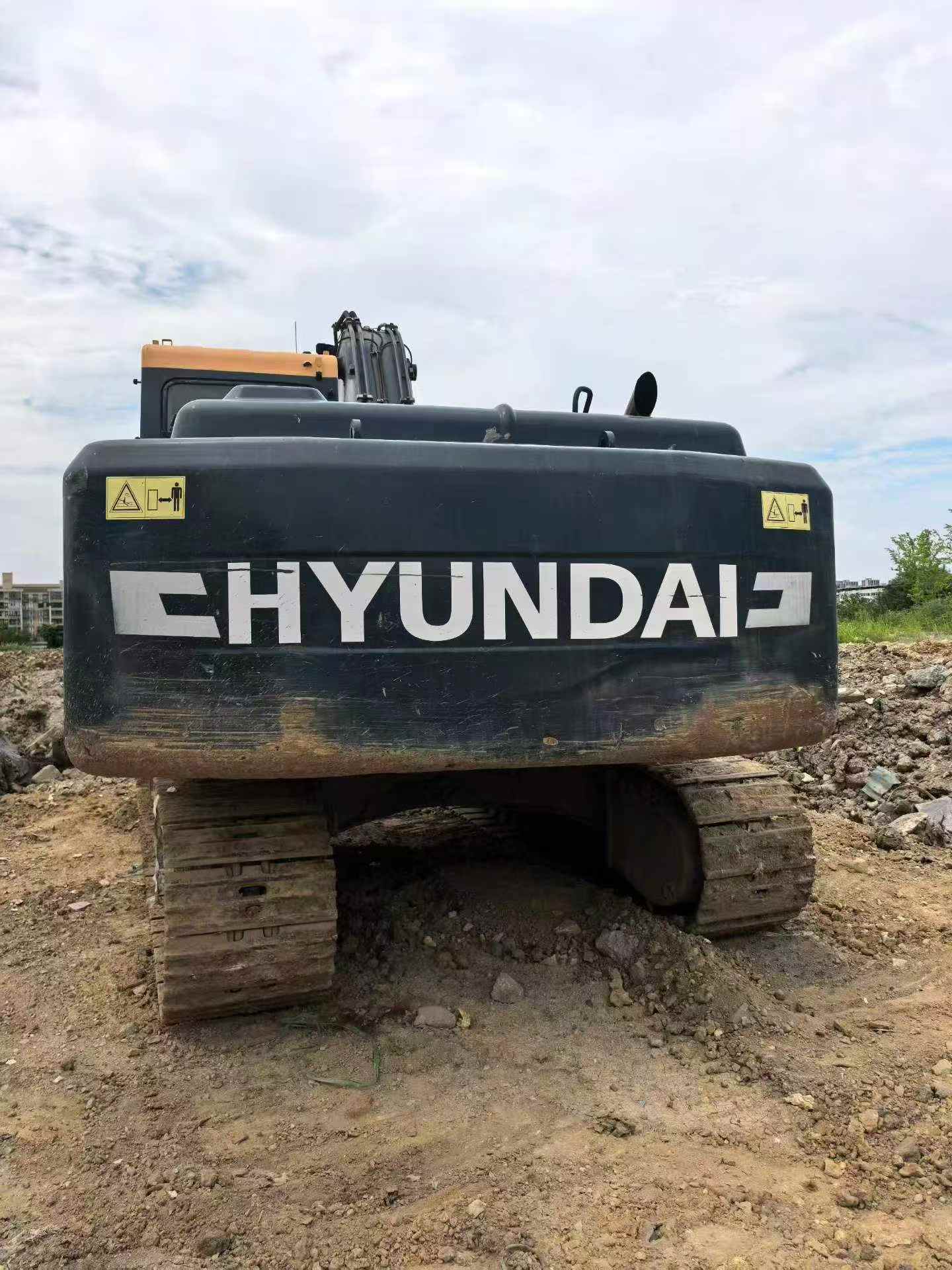 Buy Hyundai R215-7 Used Excavator / 7 Buy Hyundai R215-7 Used Excavator / 7