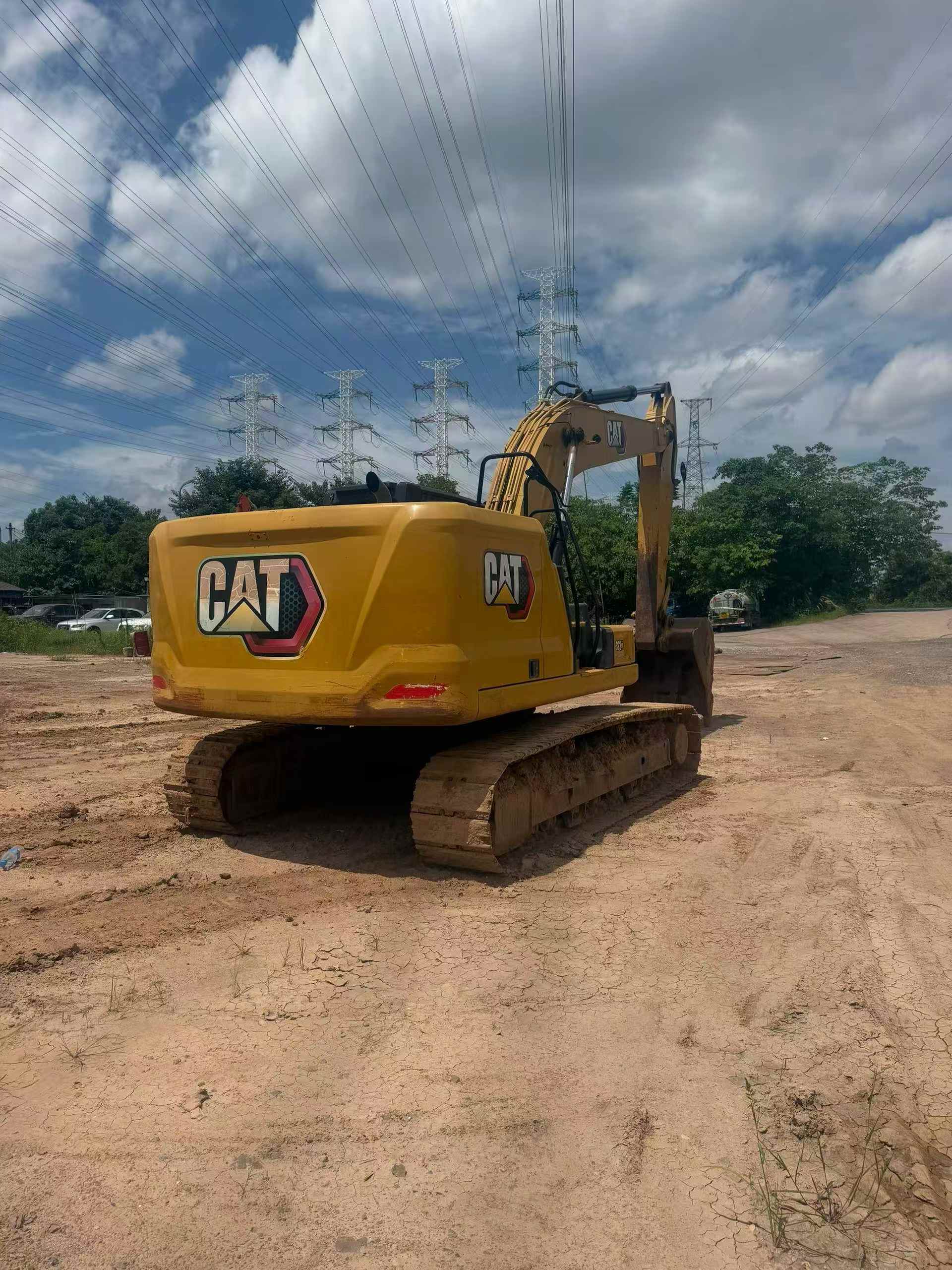 Buy Caterpillar 323 Used Excavator / 4 Buy Caterpillar 323 Used Excavator / 4