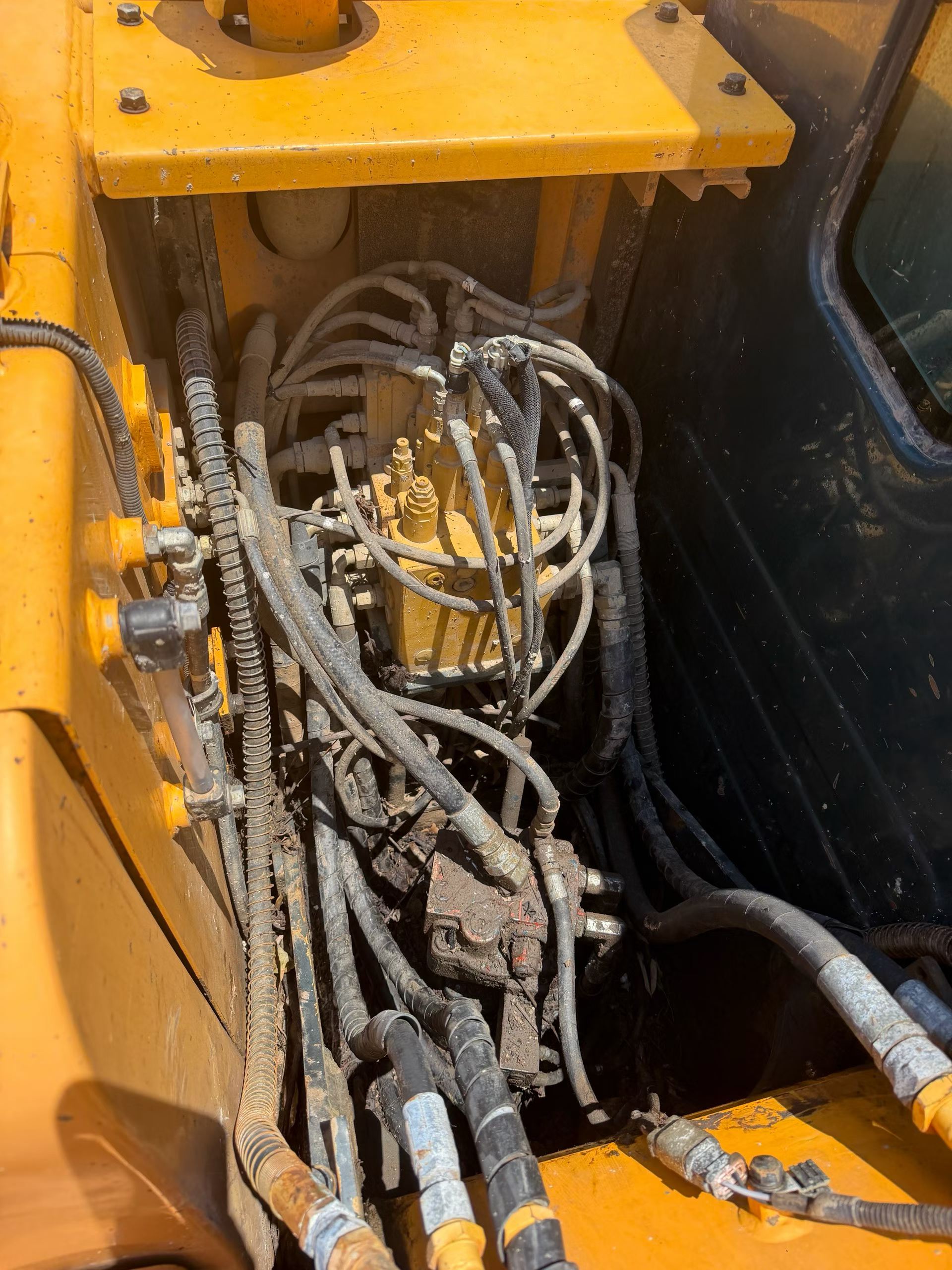 Buy Hyundai HX75 Used Excavator / 7 Buy Hyundai HX75 Used Excavator / 7