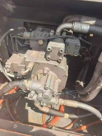 Buy Doosan DH215-7 Used Excavator / 5 Buy Doosan DH215-7 Used Excavator / 5