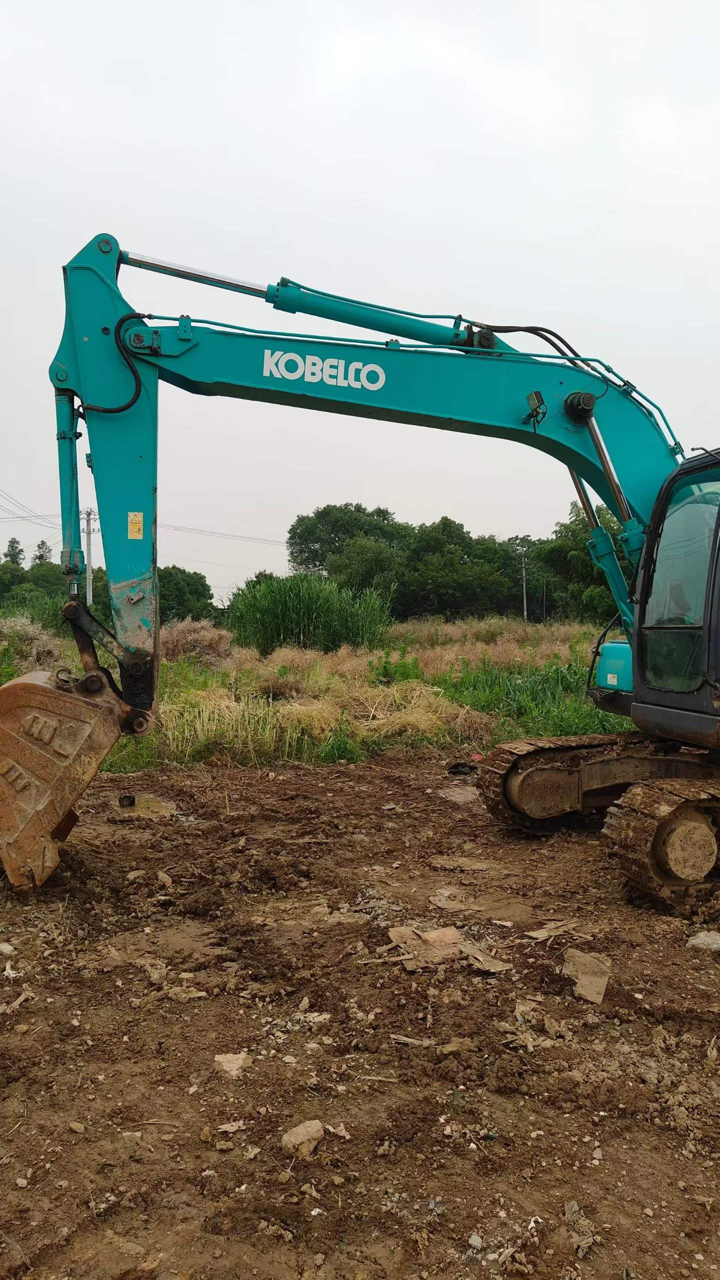 Buy Kobelco SK140 Used Excavator / 4 Buy Kobelco SK140 Used Excavator / 4