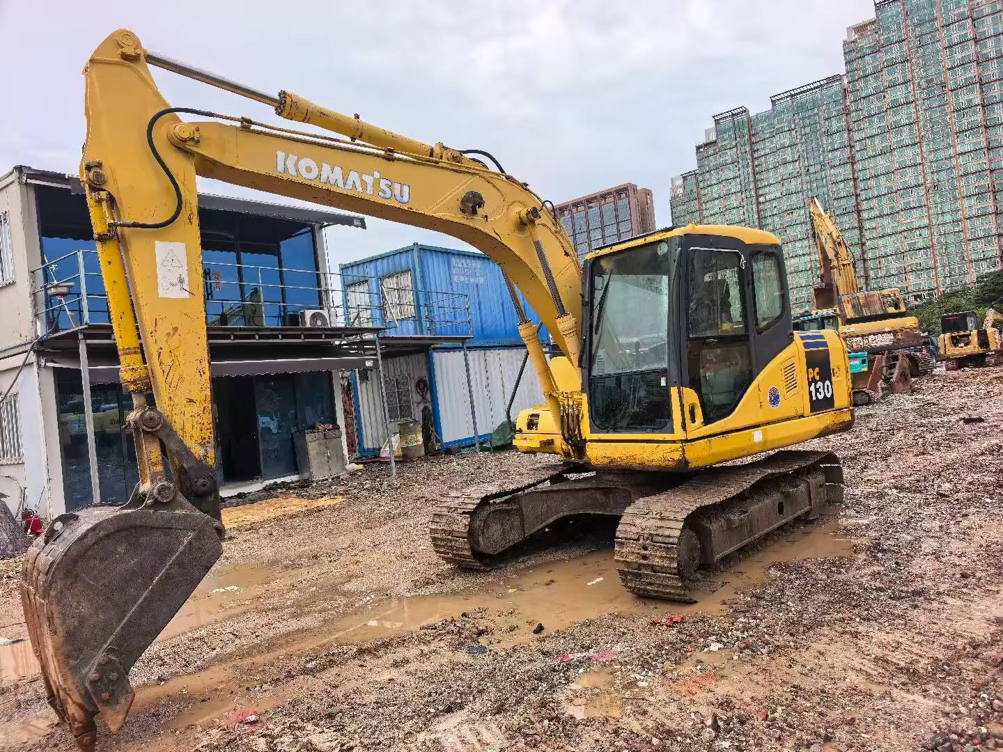 Buy Komatsu PC110-7 Used Excavator / 5 Buy Komatsu PC110-7 Used Excavator / 5