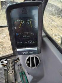 Buy Volvo L250G Used Excavator / 3 Buy Volvo L250G Used Excavator / 3