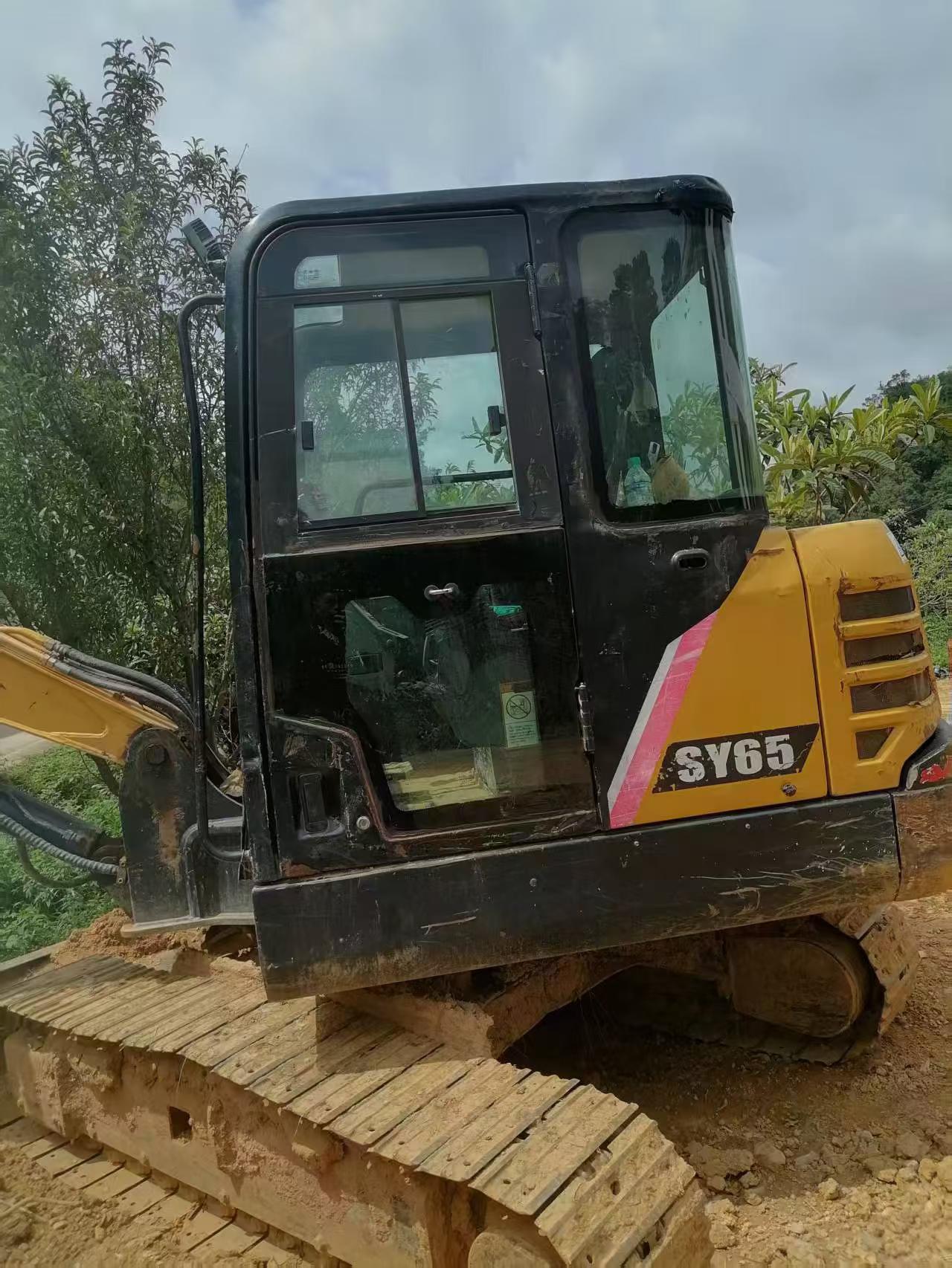 Buy Sany SY55 Used Excavator / 1