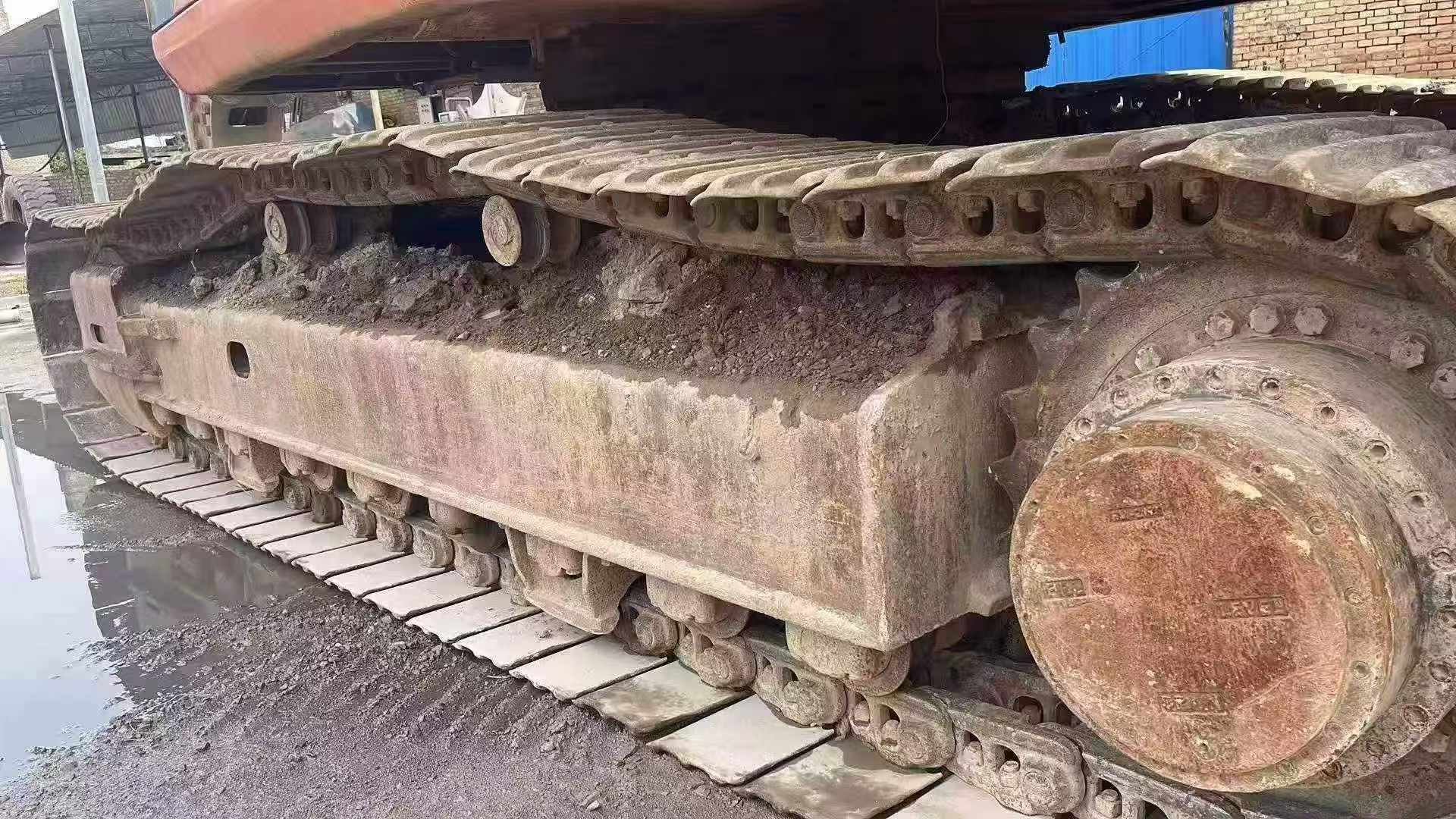 Buy Doosan DH300-5 Used Excavator / 6 Buy Doosan DH300-5 Used Excavator / 6