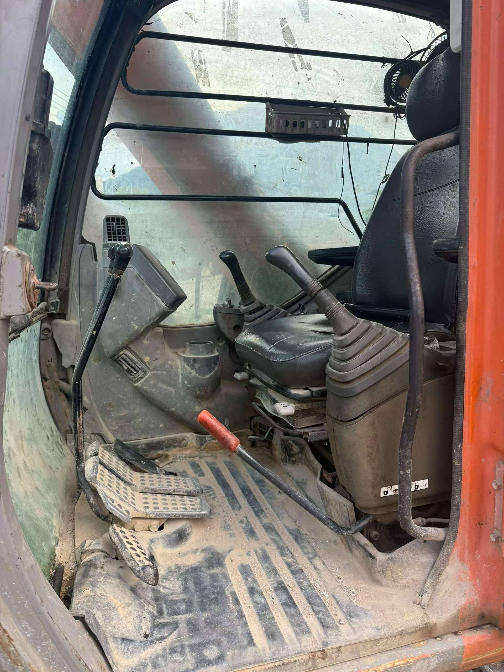 Buy Hitachi EX70 Used Excavator / 9 Buy Hitachi EX70 Used Excavator / 9
