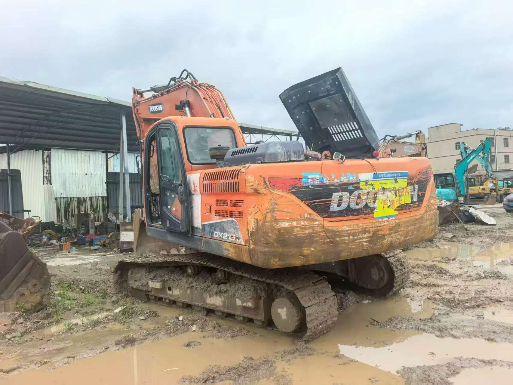Buy Doosan DH215-7 Used Excavator / 3 Buy Doosan DH215-7 Used Excavator / 3