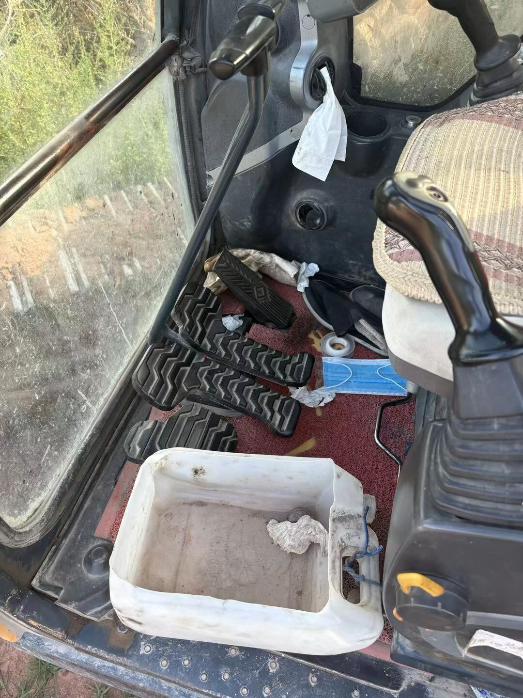 Buy Hyundai R335-7 Used Excavator / 5 Buy Hyundai R335-7 Used Excavator / 5