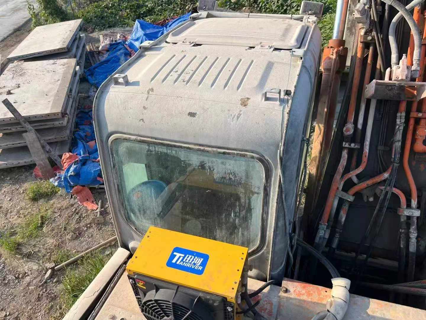 Buy Hitachi ZX200-3G Used Excavator / 5 Buy Hitachi ZX200-3G Used Excavator / 5