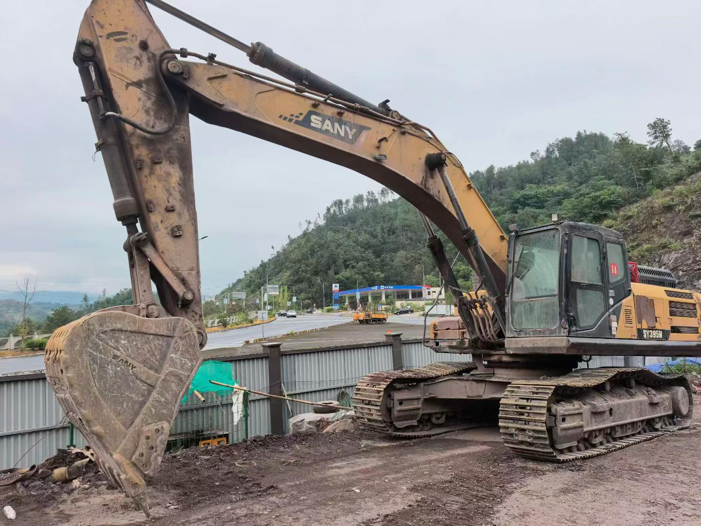 Buy Sany SY365C Used Excavator / 4 Buy Sany SY365C Used Excavator / 4
