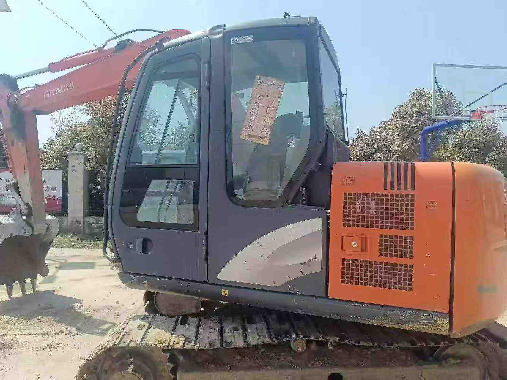 Buy Hitachi ZX70-5A Used Excavator / 1