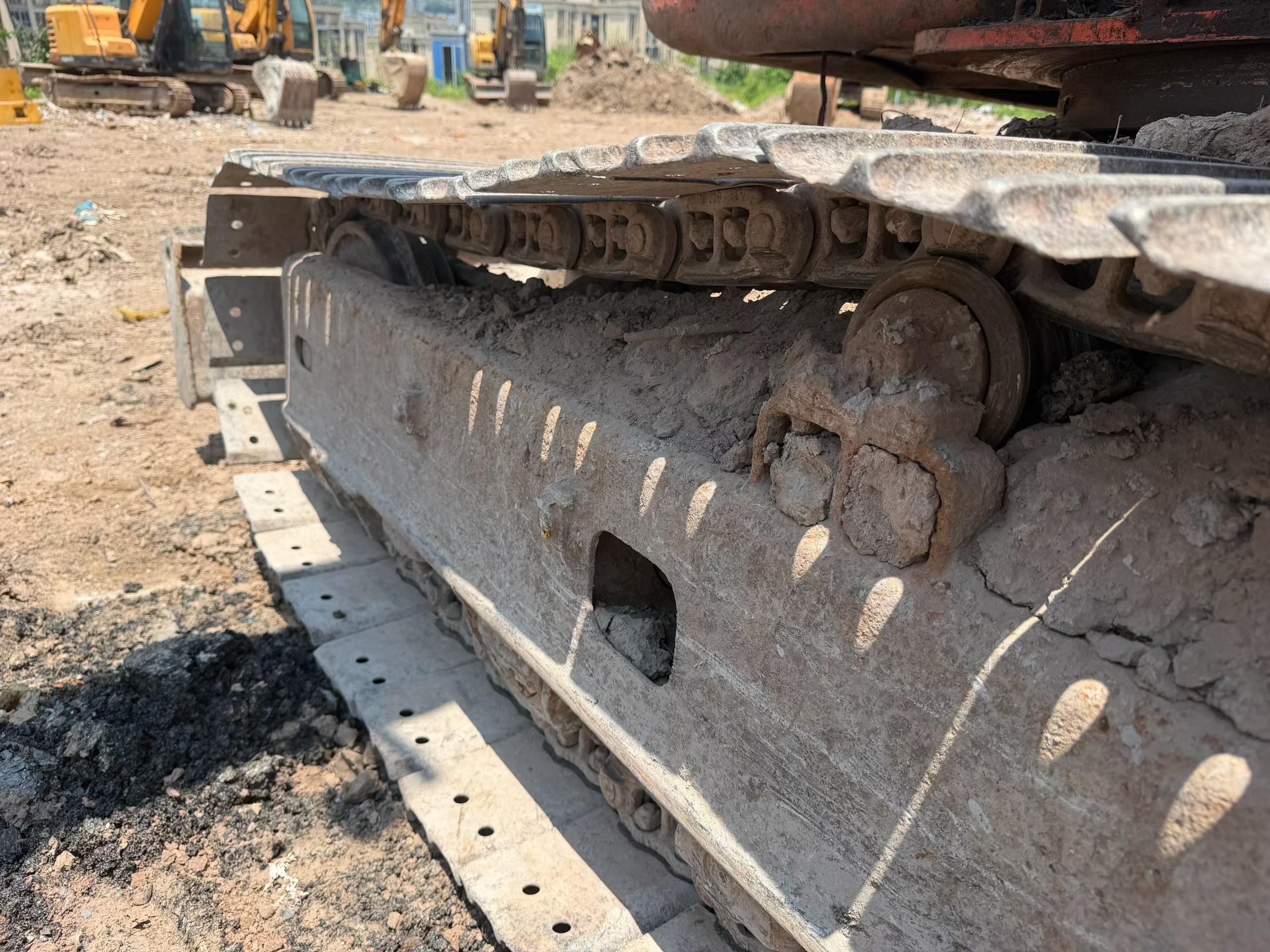 Buy Doosan DH80 Used Excavator / 8 Buy Doosan DH80 Used Excavator / 8