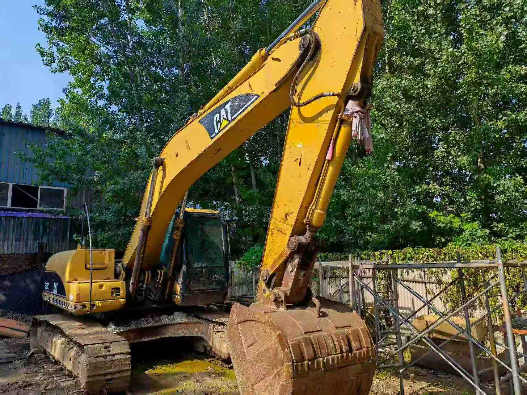 Buy Caterpillar 320C Used Excavator / 2 Buy Caterpillar 320C Used Excavator / 2