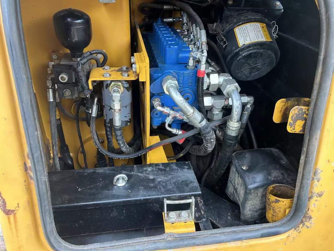 Buy Sany SY55 Used Excavator / 3 Buy Sany SY55 Used Excavator / 3