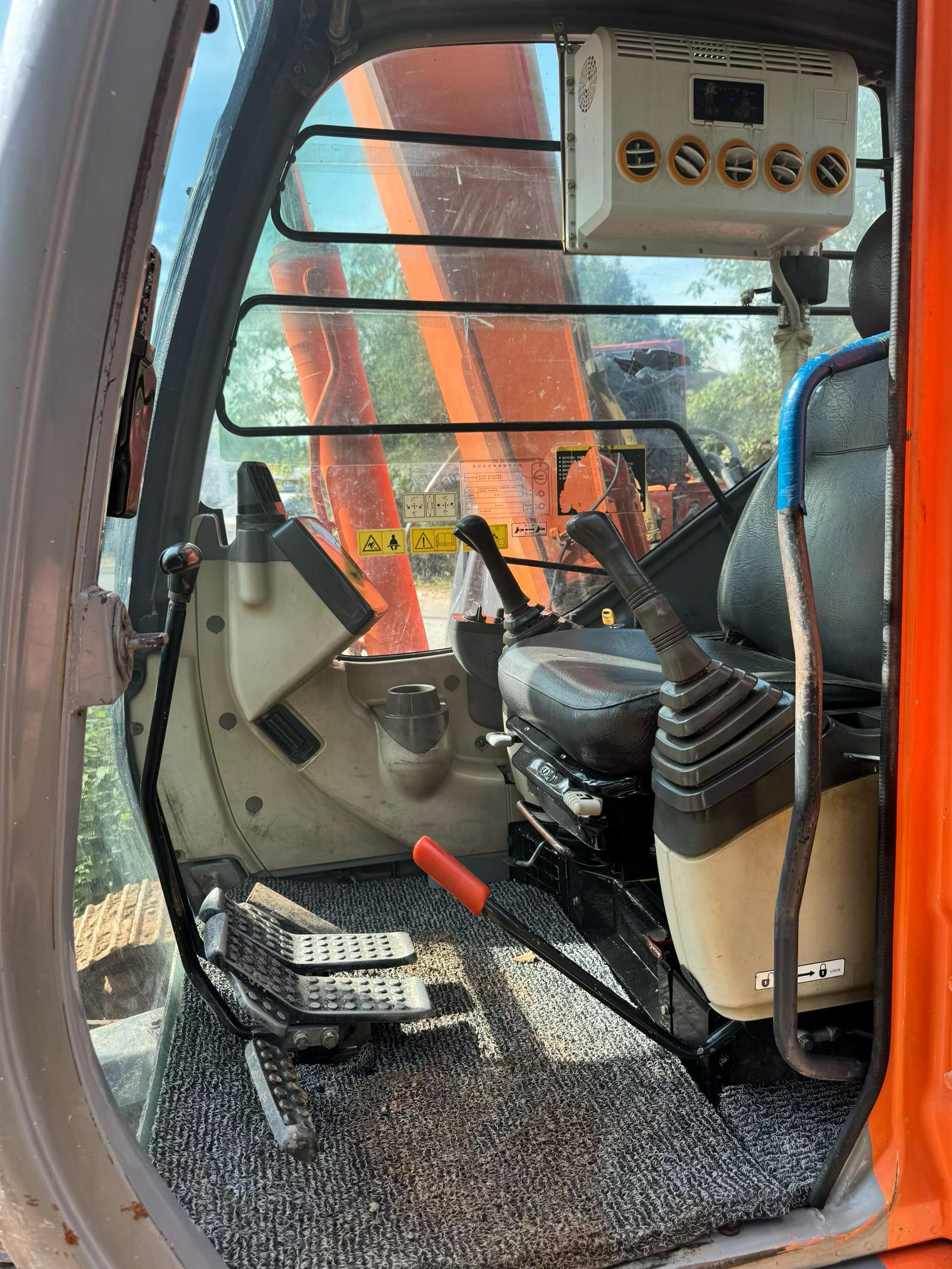 Buy Hitachi EX70 Used Excavator / 5 Buy Hitachi EX70 Used Excavator / 5