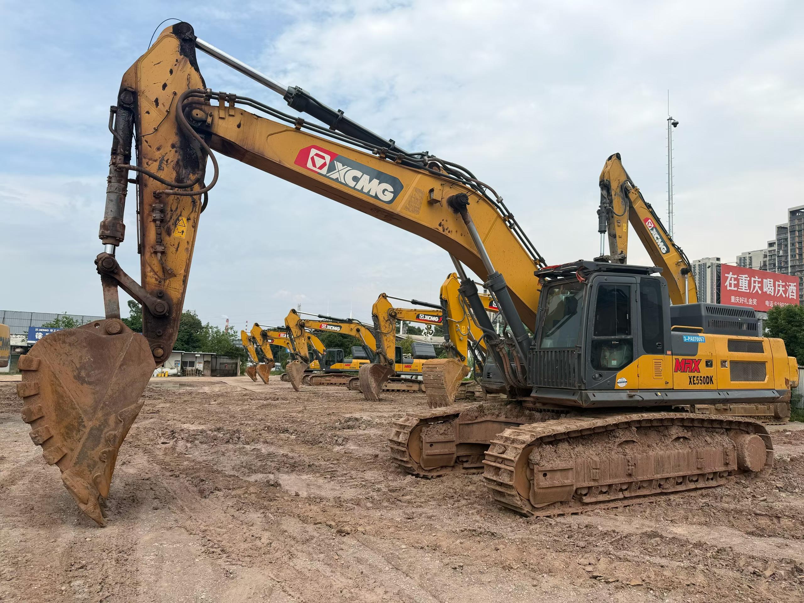 Buy XCMG XE490DK Used Excavator / 1