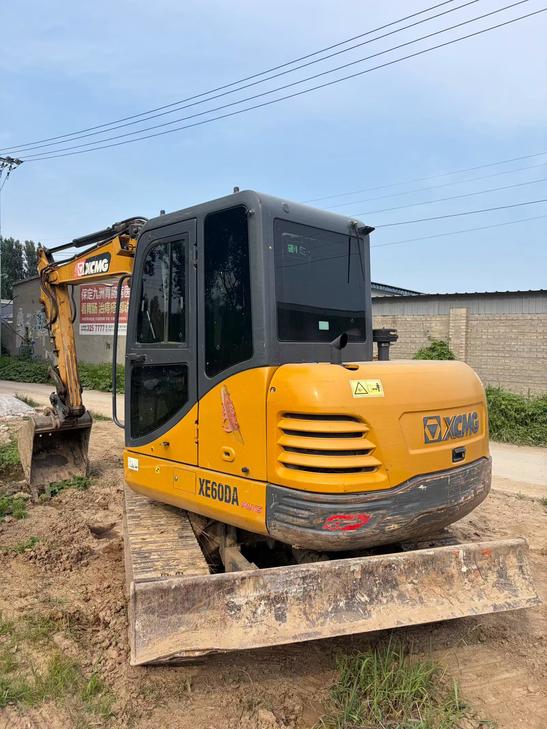 Buy XCMG XE60 Used Excavator / 1