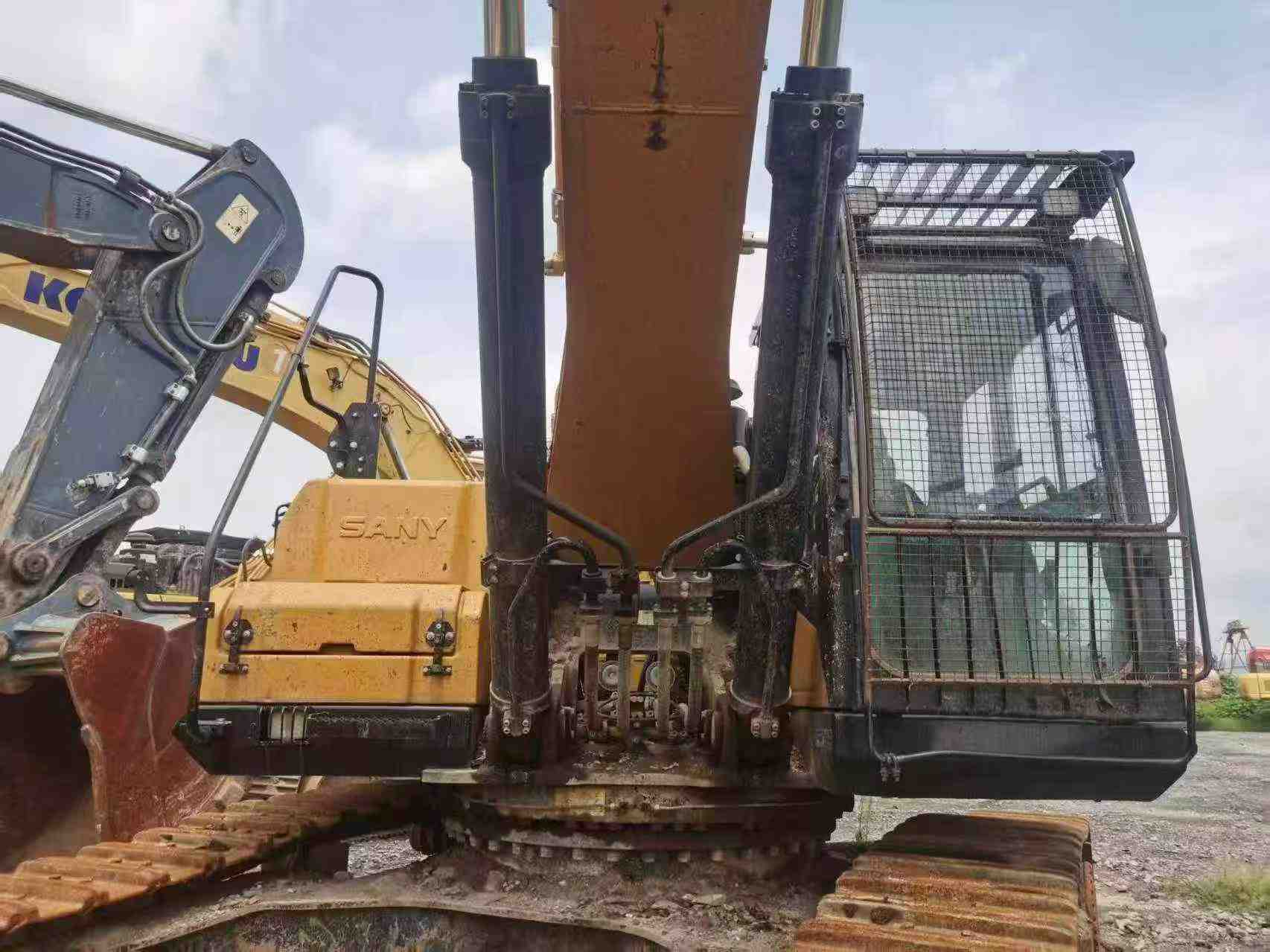 Buy Sany SY375H Used Excavator / 7