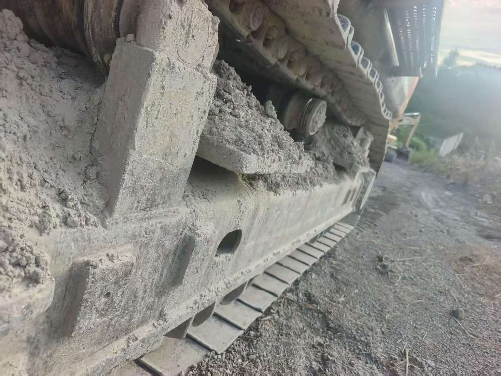 Buy Doosan DX520LC Used Excavator / 8 Buy Doosan DX520LC Used Excavator / 8
