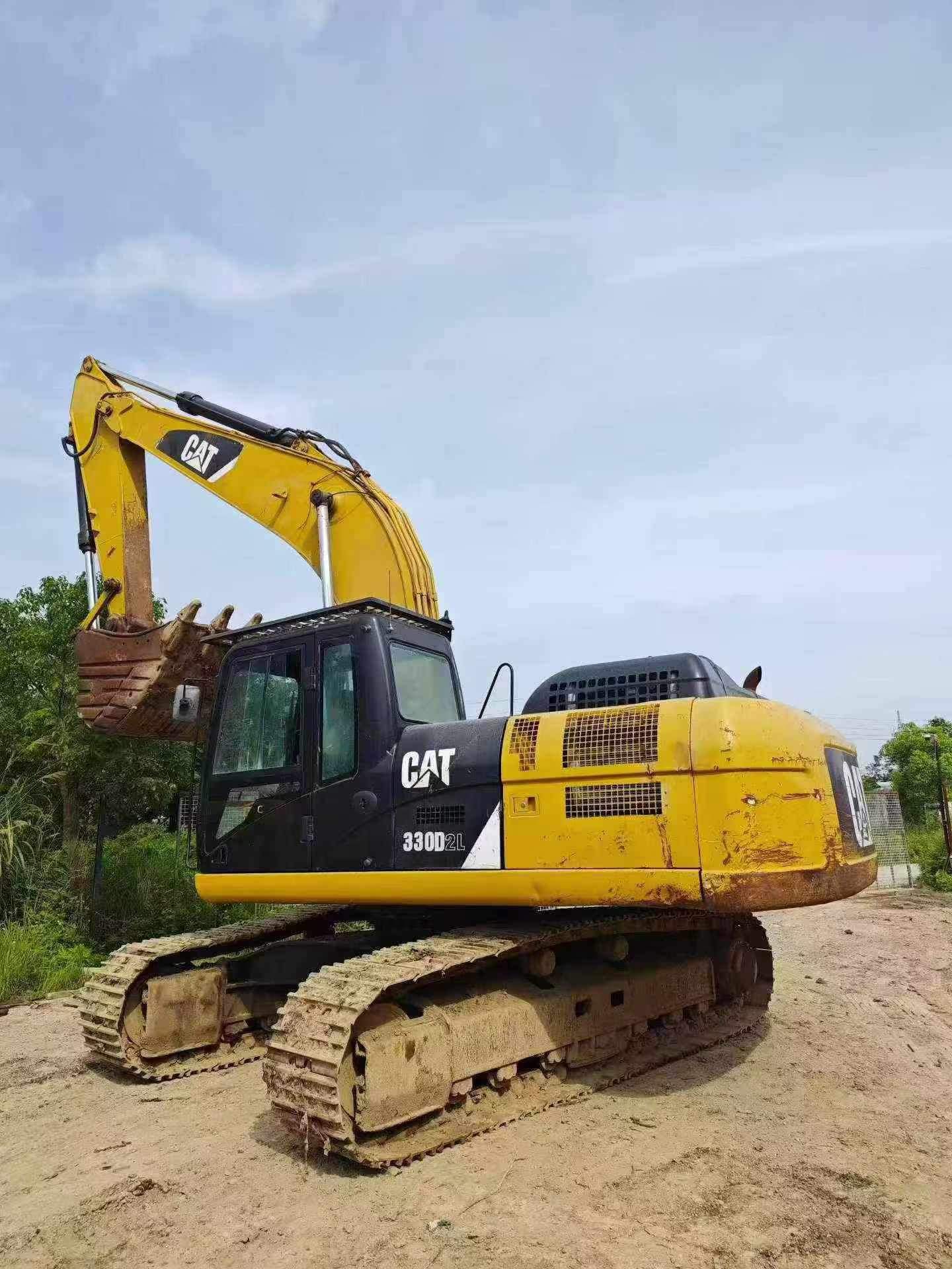 Buy Caterpillar 330B Used Excavator / 2 Buy Caterpillar 330B Used Excavator / 2