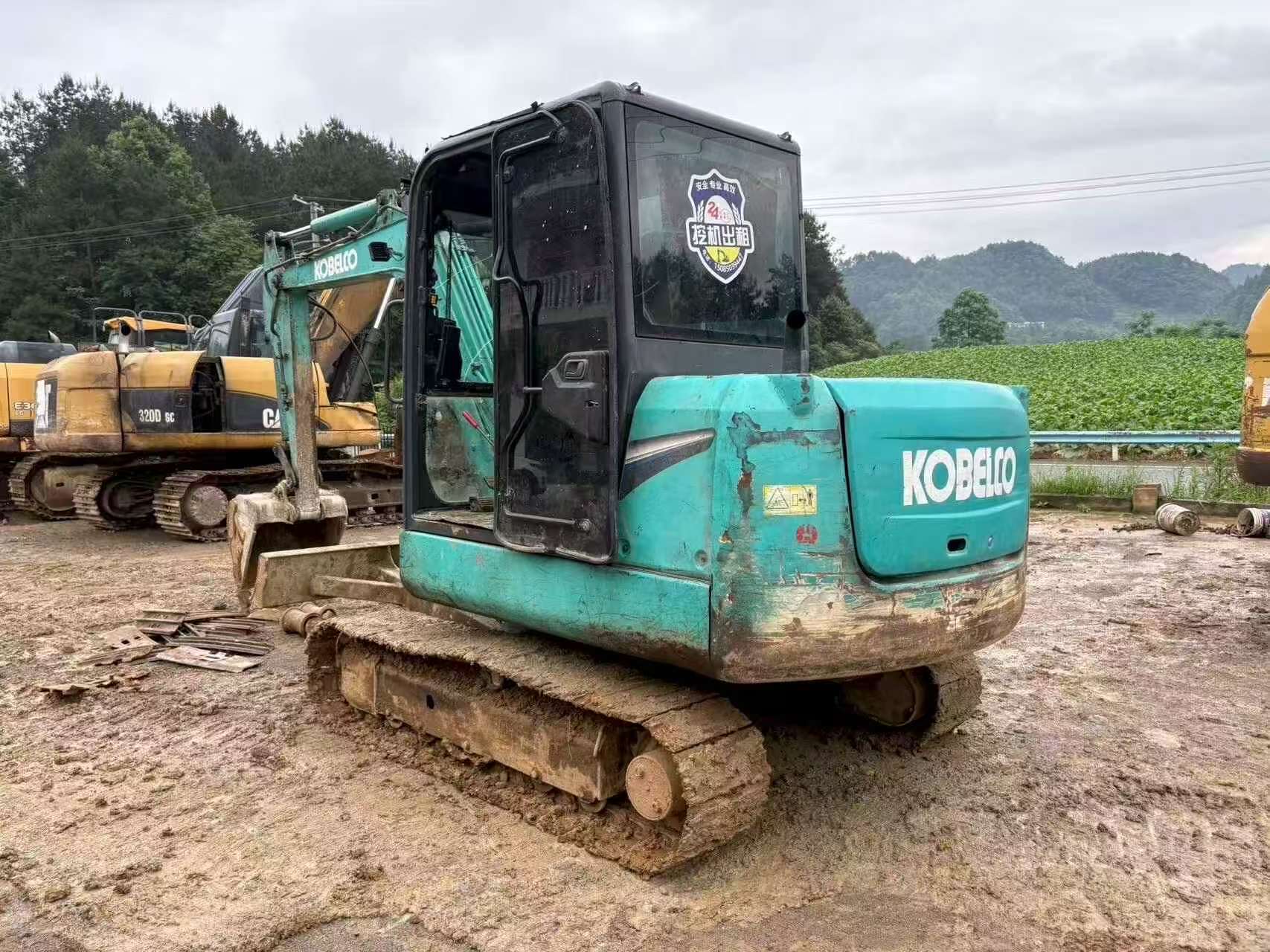 Buy Kobelco SK60 Used Excavator / 3 Buy Kobelco SK60 Used Excavator / 3