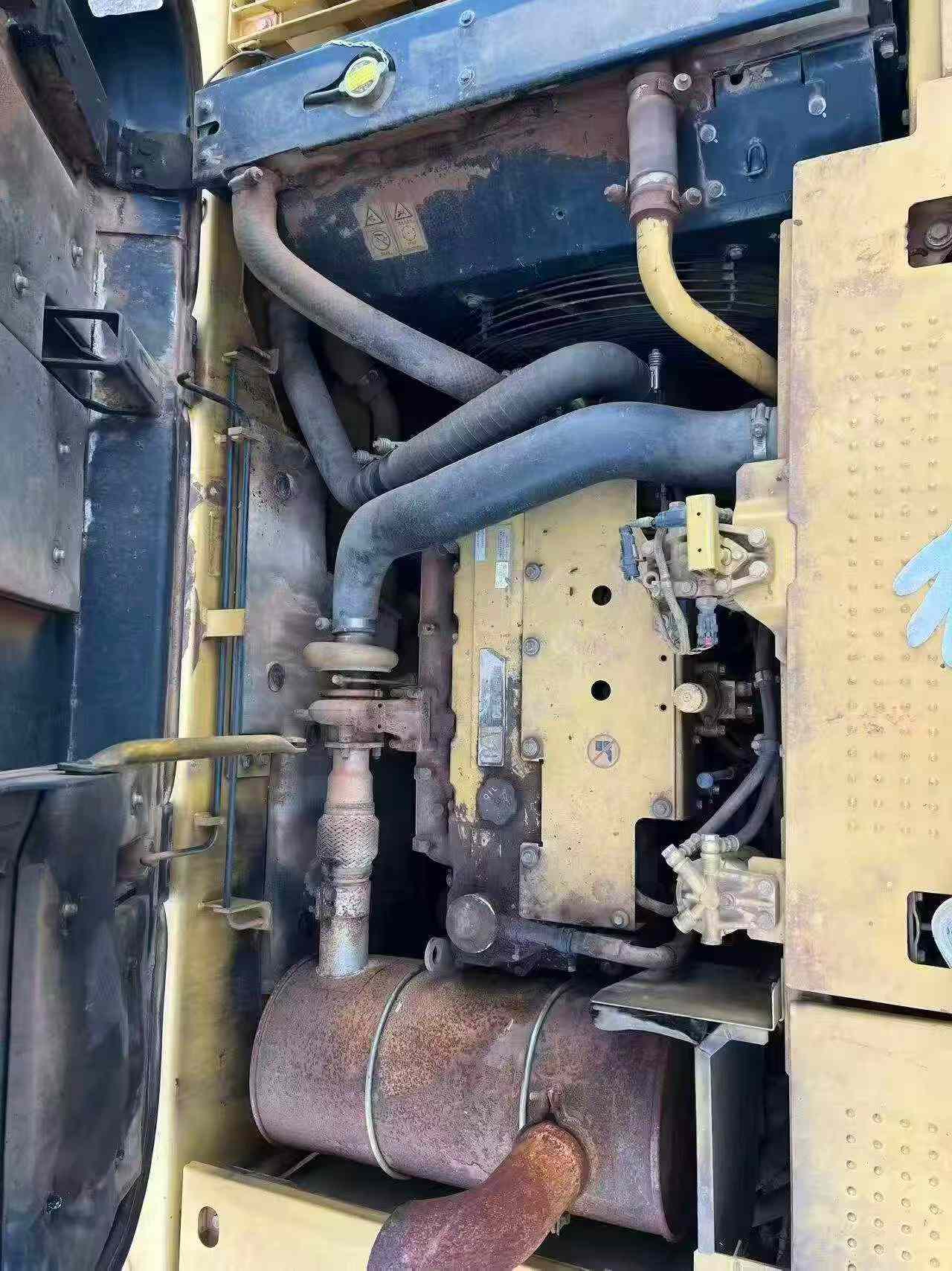 Buy Caterpillar 320D Used Excavator / 4 Buy Caterpillar 320D Used Excavator / 4