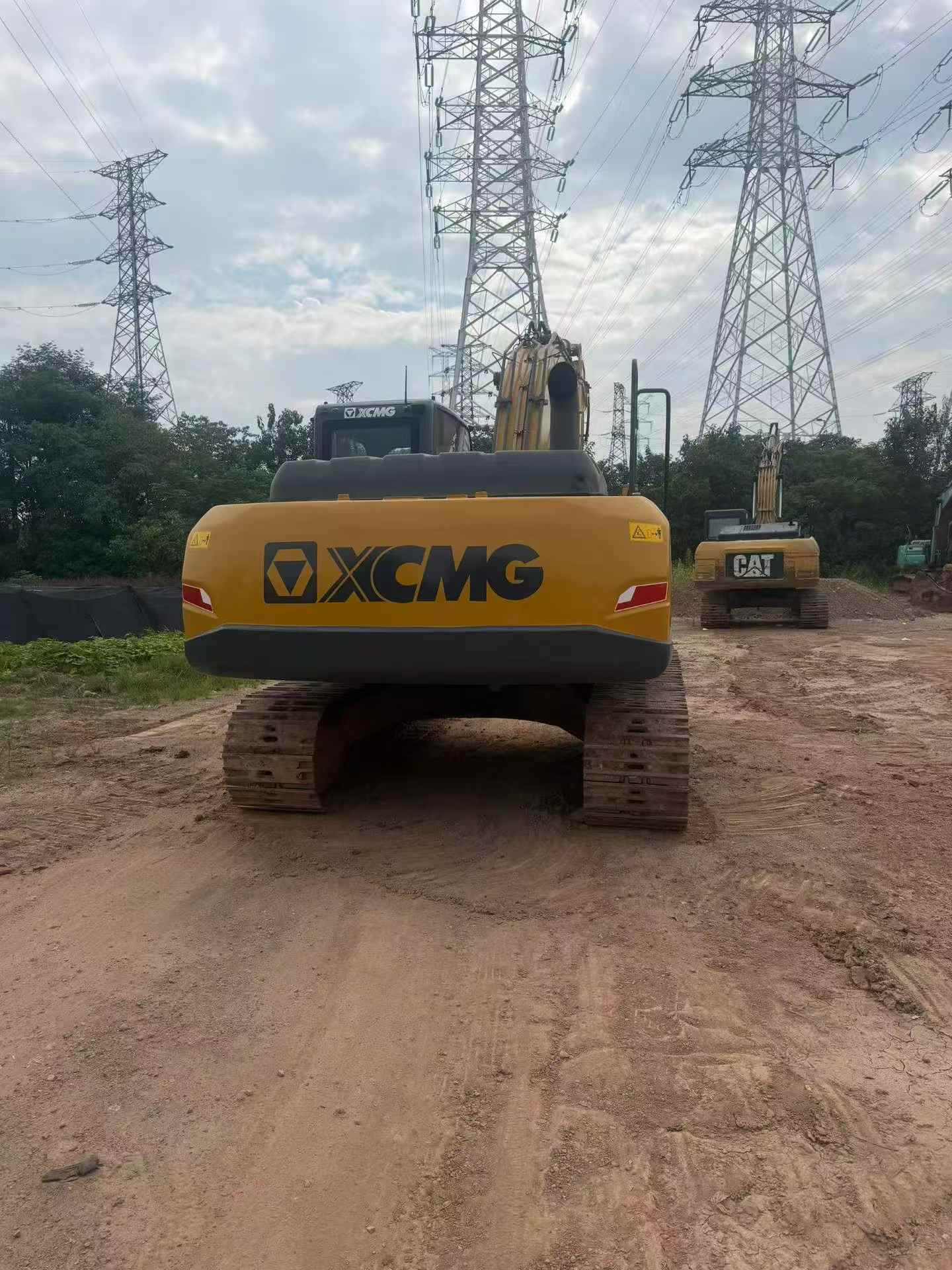 Buy XCMG XE200 Used Excavator / 4 Buy XCMG XE200 Used Excavator / 4