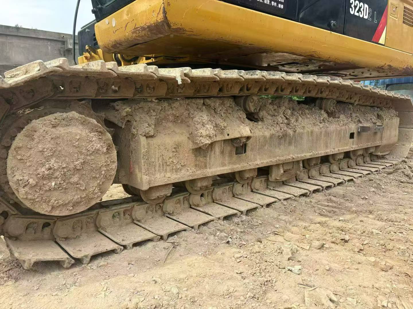 Buy Caterpillar 323D2L Used Excavator / 9 Buy Caterpillar 323D2L Used Excavator / 9