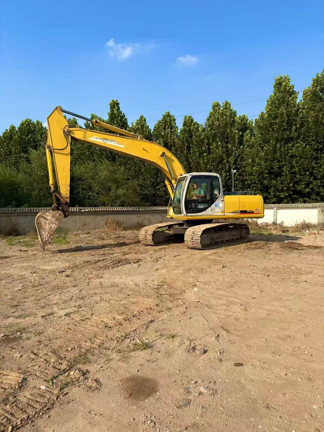 Buy Sumitomo SH200A3 Used Excavator / 1