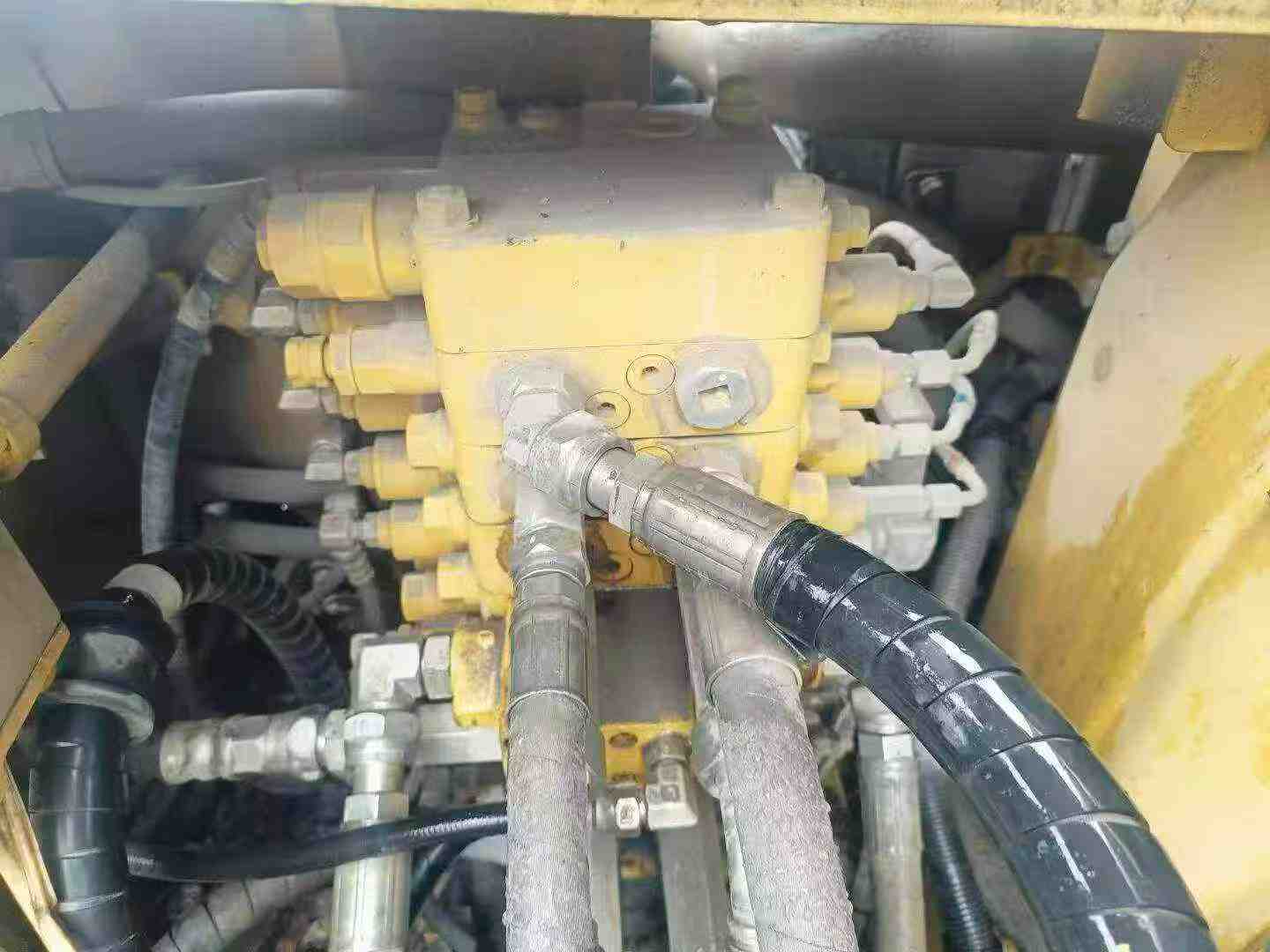 Buy Komatsu PC130-8 Used Excavator / 5 Buy Komatsu PC130-8 Used Excavator / 5