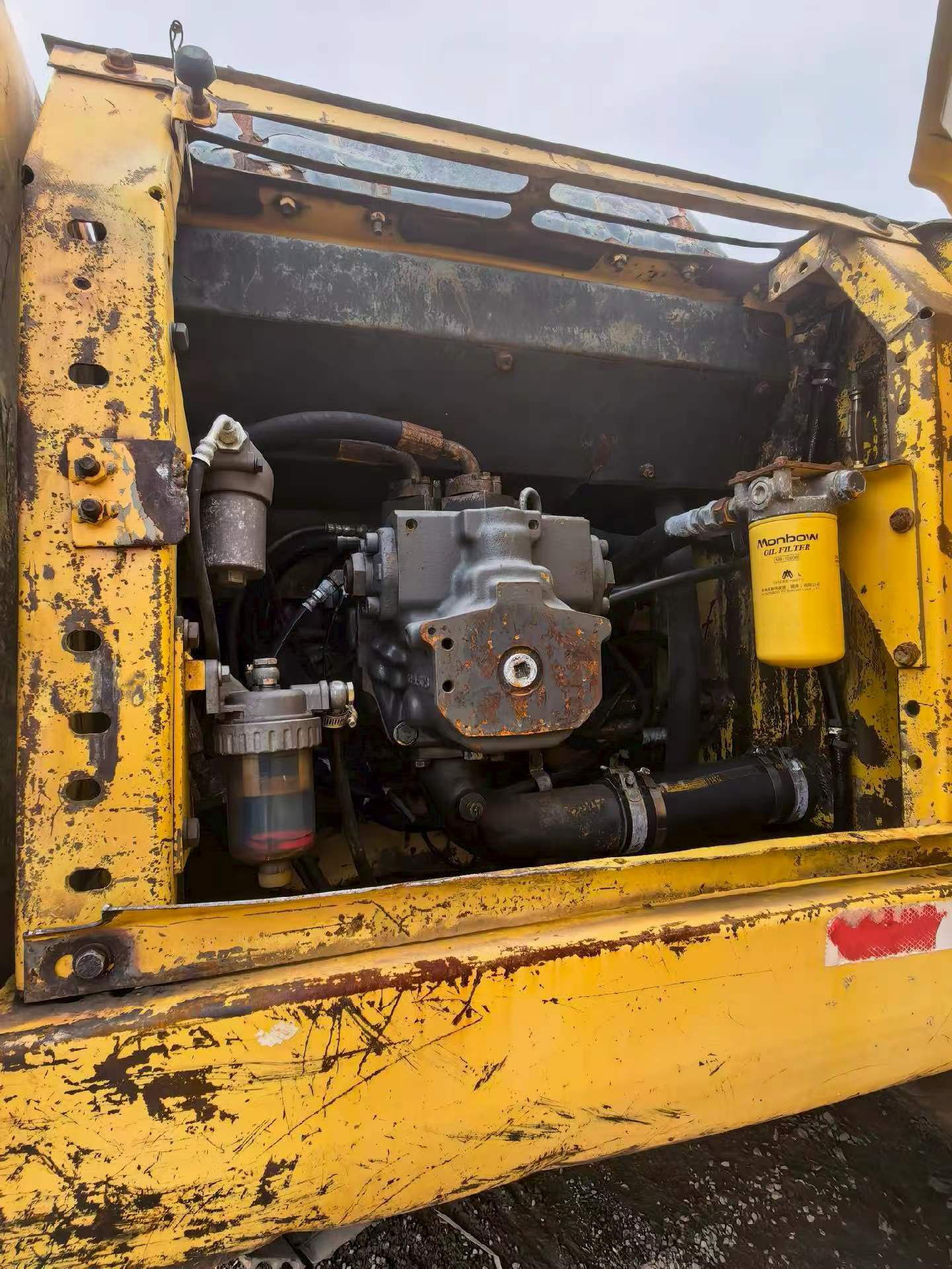 Buy Komatsu PC200-7 Used Excavator / 3 Buy Komatsu PC200-7 Used Excavator / 3