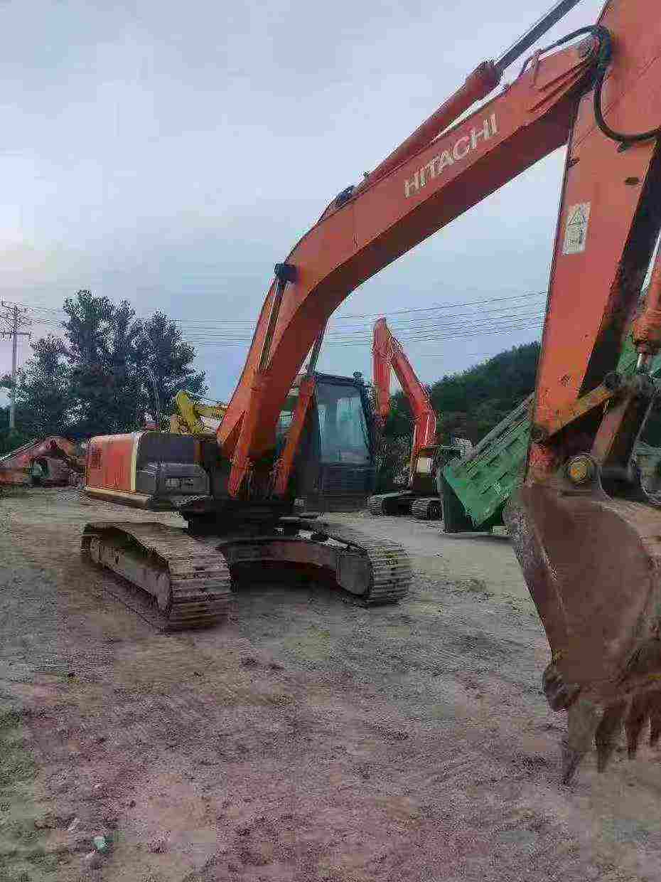 Buy Hitachi EX250-5 Used Excavator / 8 Buy Hitachi EX250-5 Used Excavator / 8