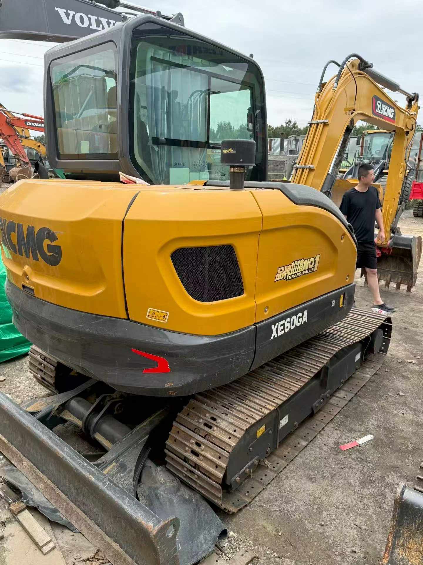 Buy XCMG XE60 Used Excavator / 1