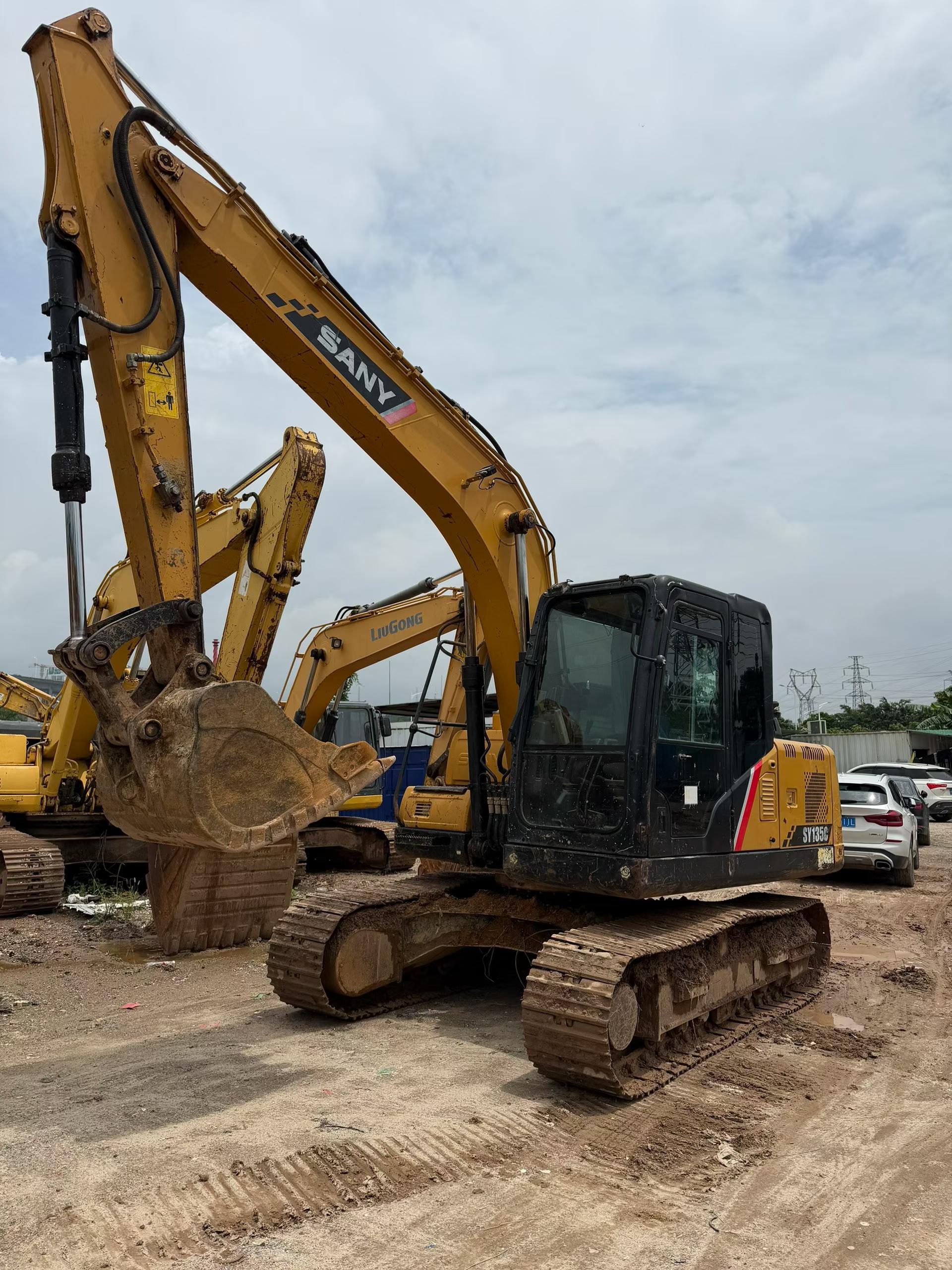 Buy Sany SY135 Used Excavator / 1