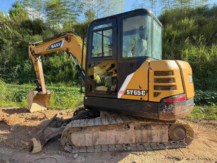 Buy Sany SY55 Used Excavator / 1