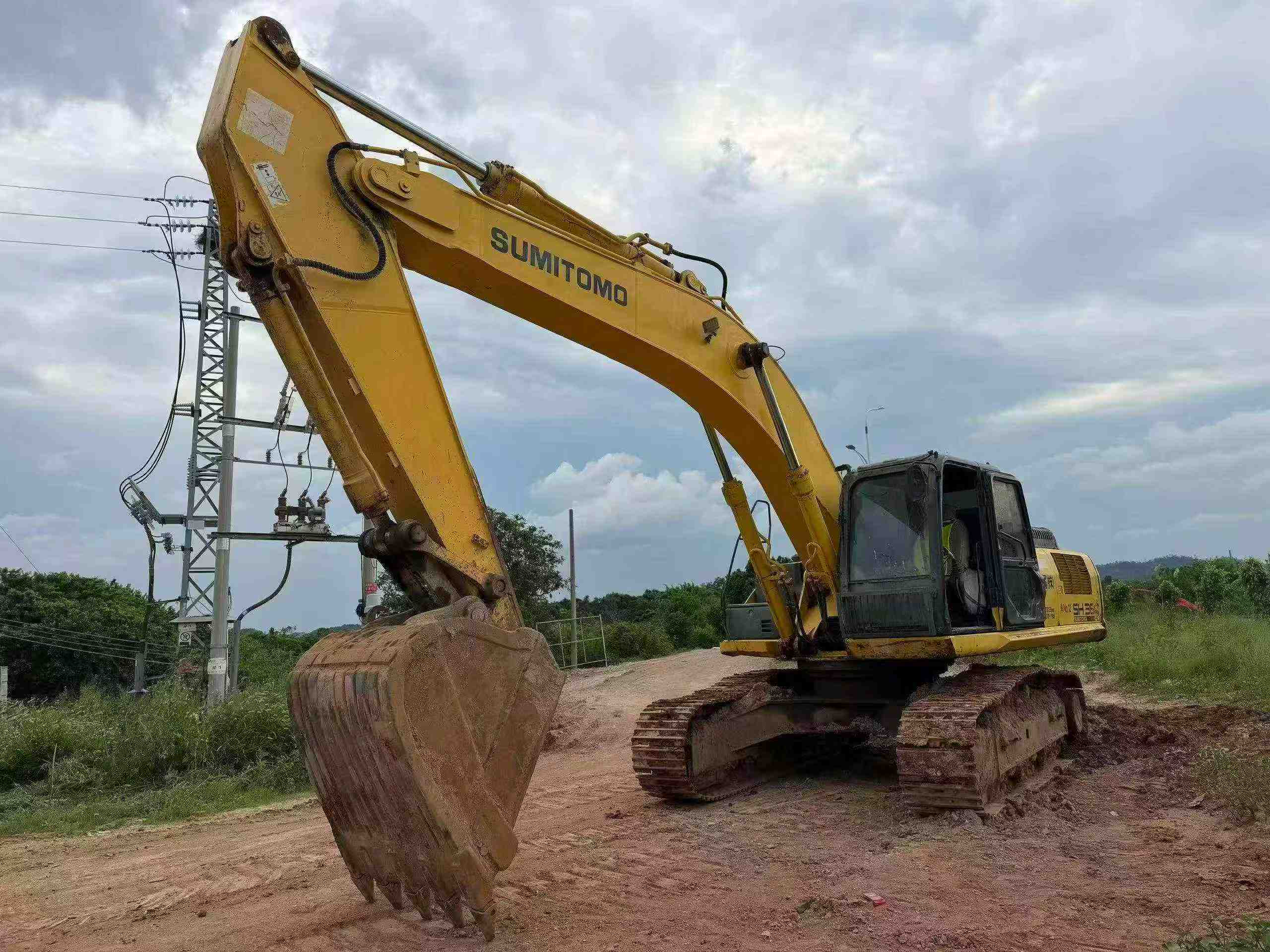 Buy Sumitomo SH360-5 Used Excavator / 1