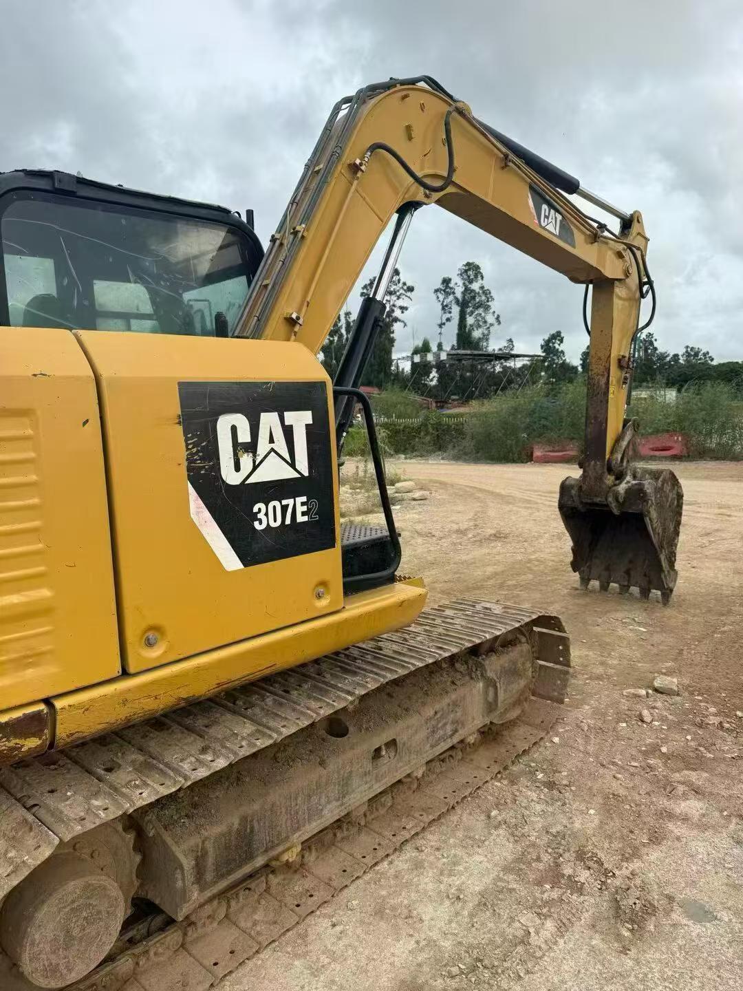 Buy Caterpillar 307B Used Excavator / 2 Buy Caterpillar 307B Used Excavator / 2