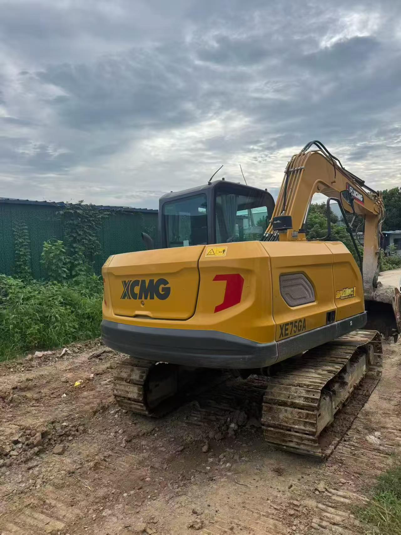 Buy XCMG XE75C Used Excavator / 5 Buy XCMG XE75C Used Excavator / 5