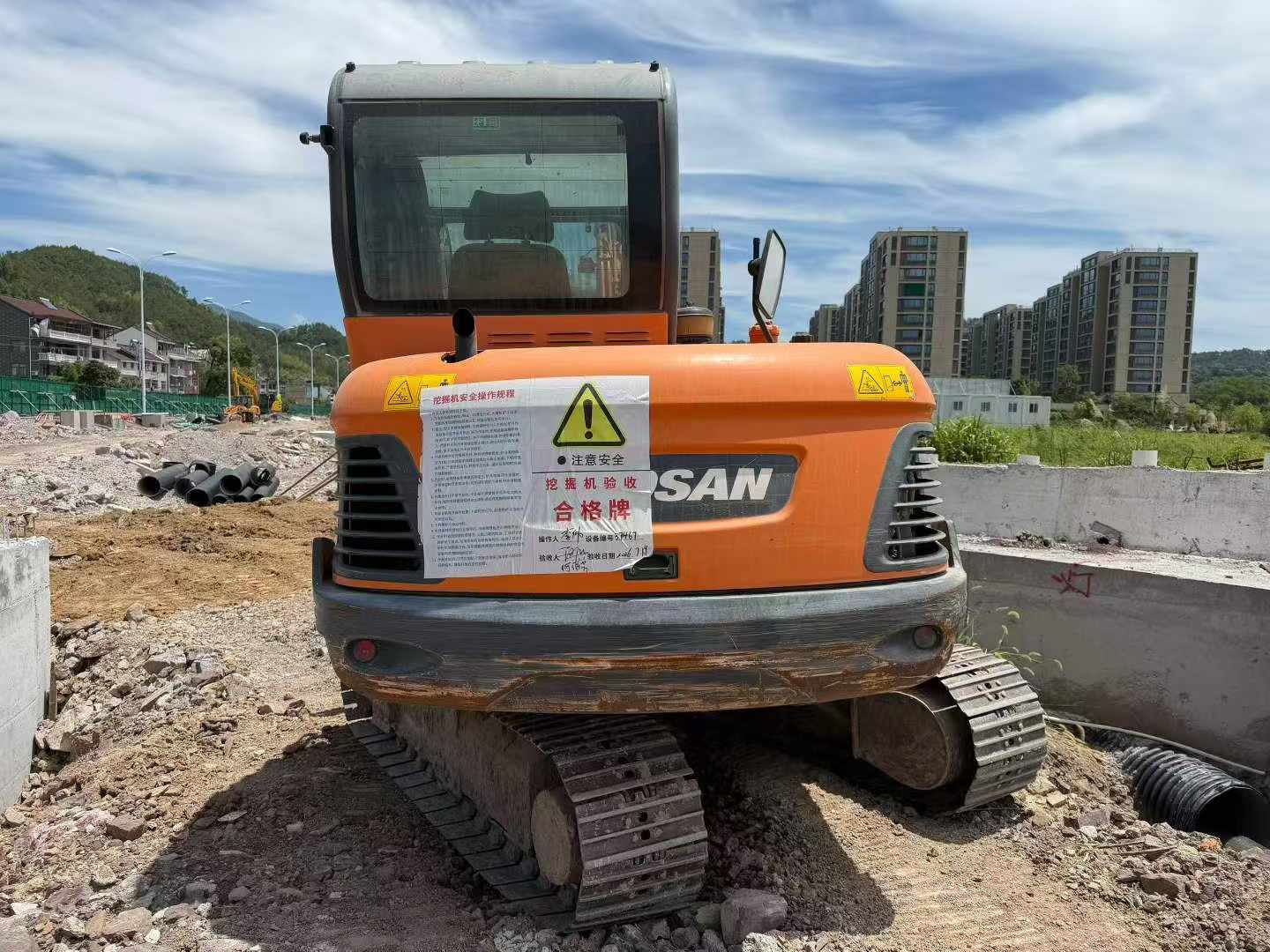 Buy Doosan DX60-9C Used Excavator / 2 Buy Doosan DX60-9C Used Excavator / 2