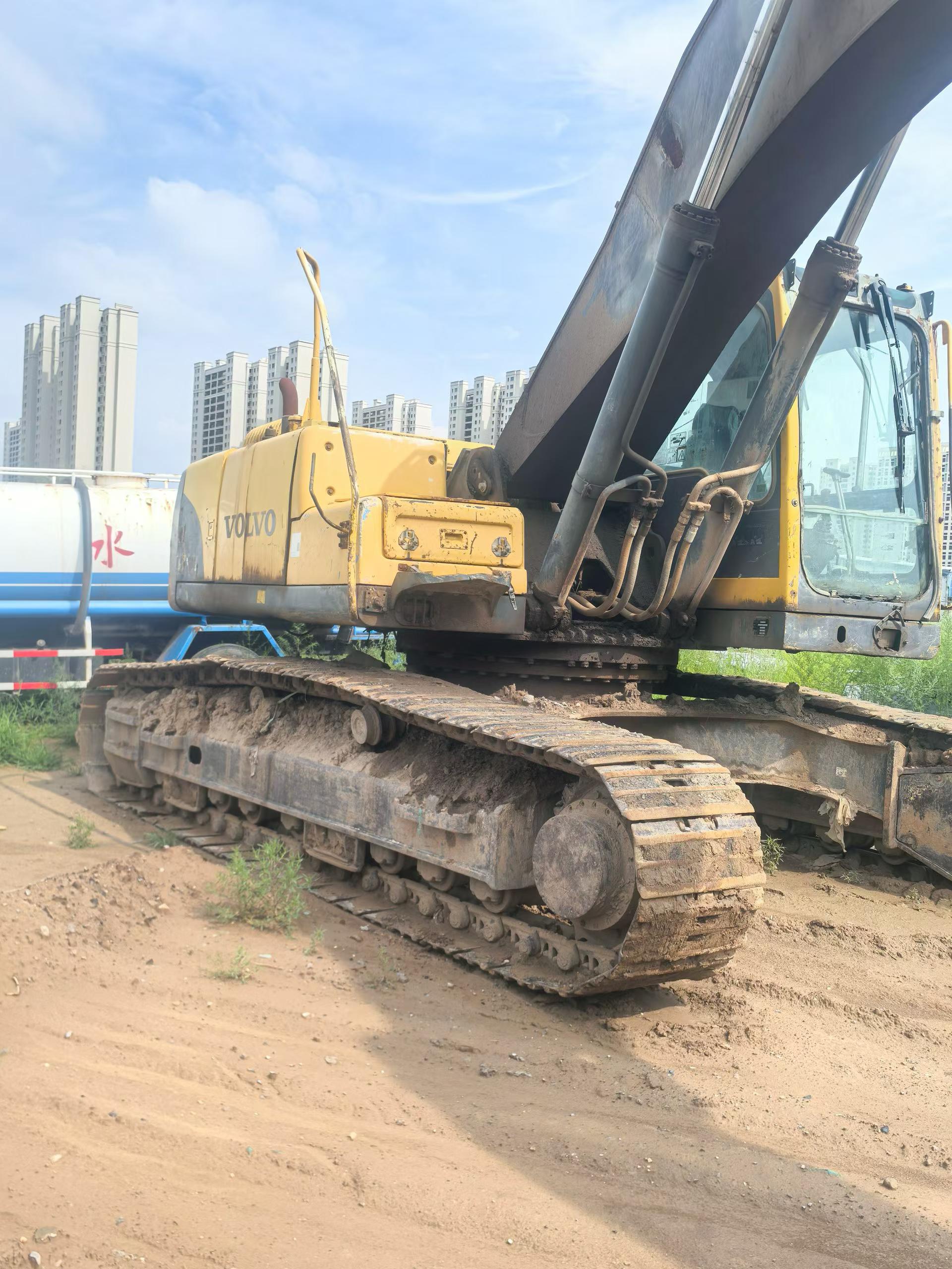 Buy Volvo EC290 Used Excavator / 1