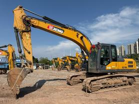 Buy XCMG XE215DA Used Excavator / 2 Buy XCMG XE215DA Used Excavator / 2