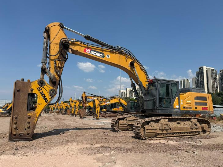 Buy XCMG XE600DK Used Excavator / 1