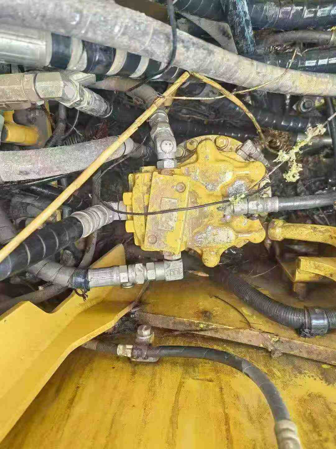 Buy Komatsu PC130-8 Used Excavator / 6 Buy Komatsu PC130-8 Used Excavator / 6