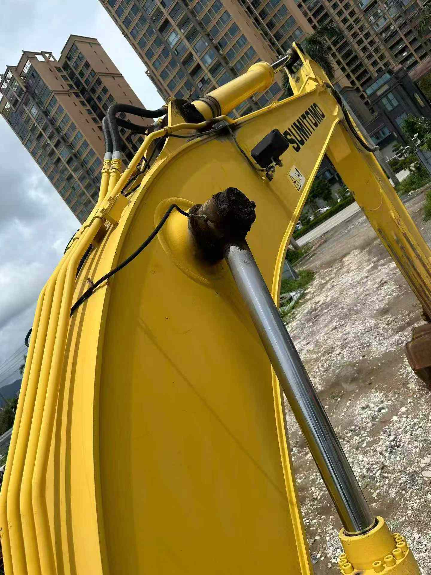 Buy Sumitomo SH300-6 Used Excavator / 2 Buy Sumitomo SH300-6 Used Excavator / 2