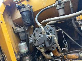 Buy XCMG XE215 Used Excavator / 2 Buy XCMG XE215 Used Excavator / 2