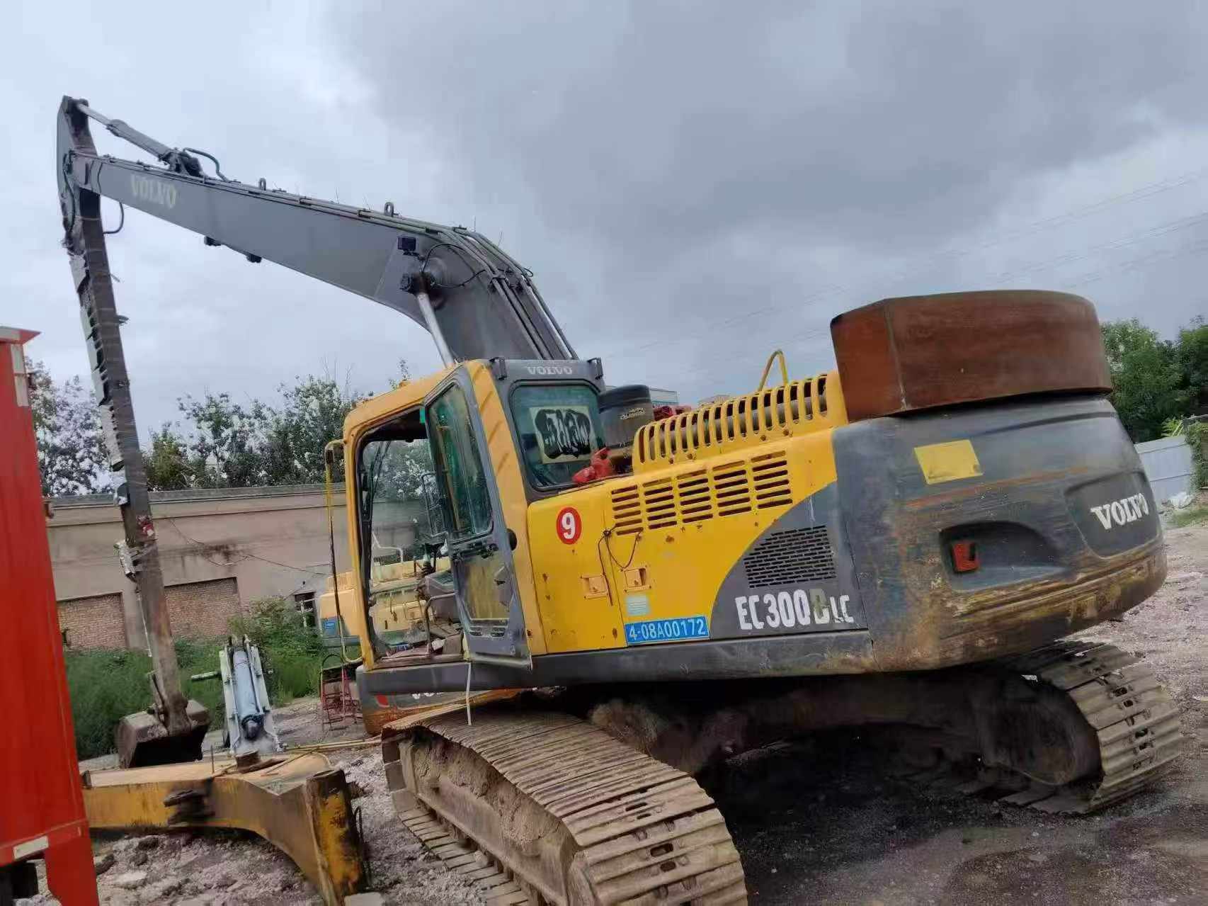 Buy Volvo EC240 Used Excavator / 1