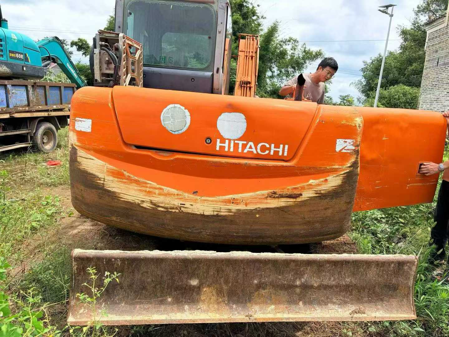 Buy Hitachi ZX60 Used Excavator / 3 Buy Hitachi ZX60 Used Excavator / 3