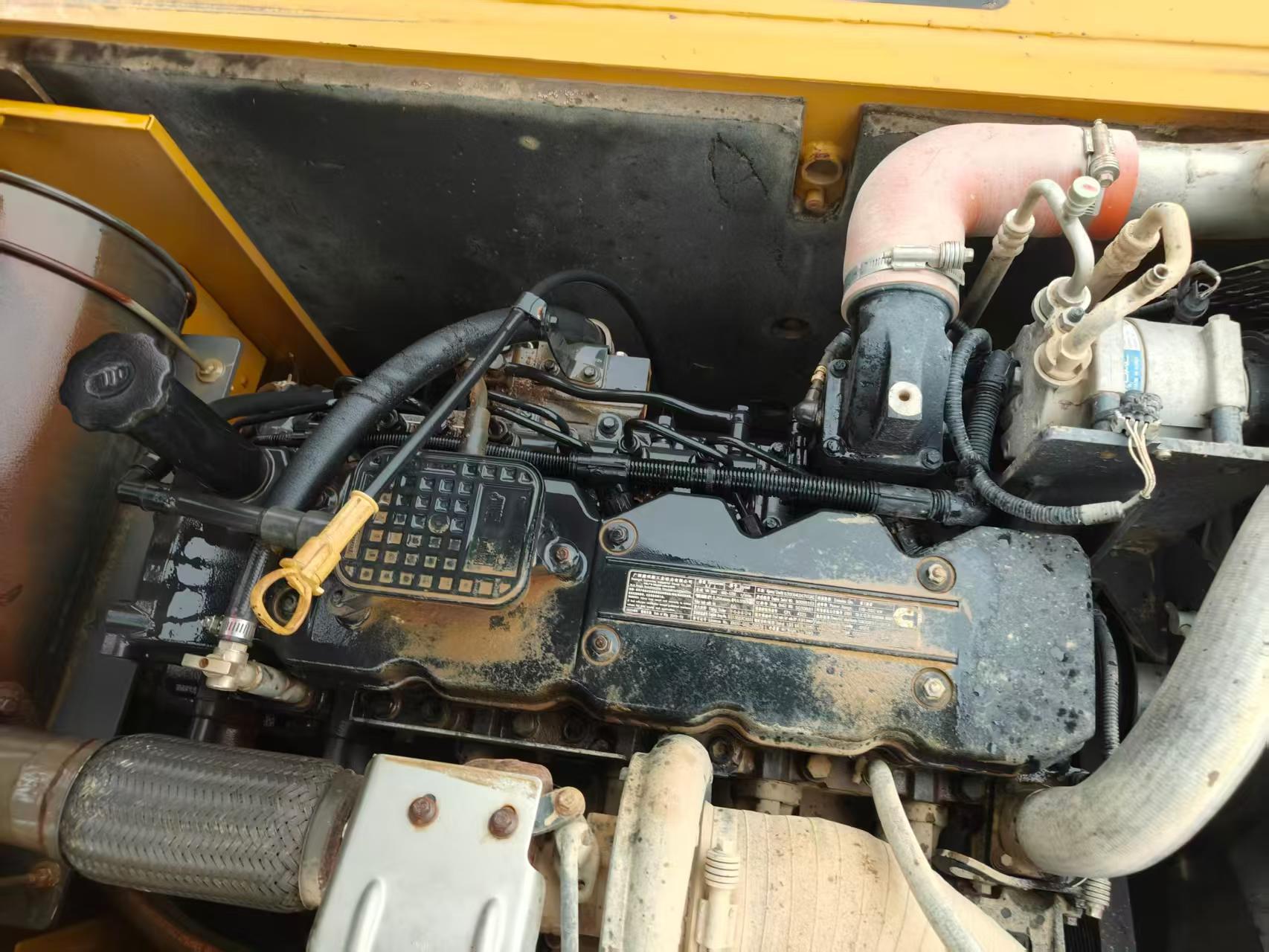 Buy XCMG XE215 Used Excavator / 8 Buy XCMG XE215 Used Excavator / 8