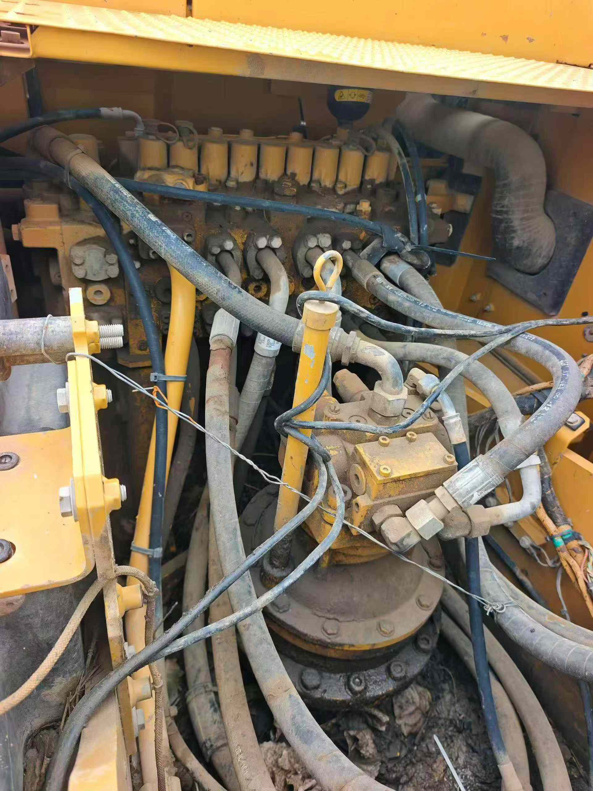 Buy Caterpillar 320GC Used Excavator / 3 Buy Caterpillar 320GC Used Excavator / 3